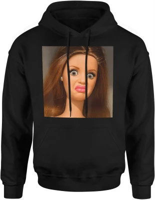 Disgusted Doll Face Lalka Creepy Twarz Mem Dziwna Mina Viral Internet Cringe Męska bluza z kapturem