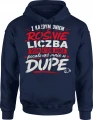 Z Każdym Dniem Rośnie Liczba Osób Które Mogą Pocałować Mnie Męska bluza z kapturem 